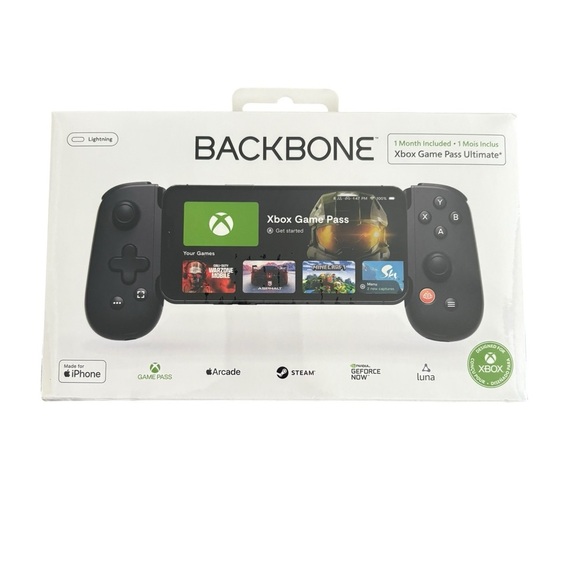 Black Handheld Gaming Console for iPhone - Picture 1 of 4
